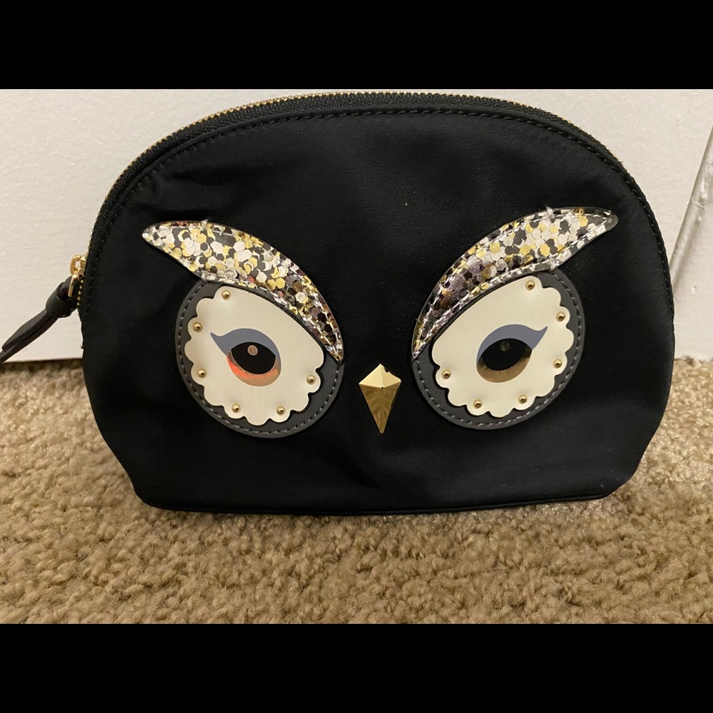 Makeup bag